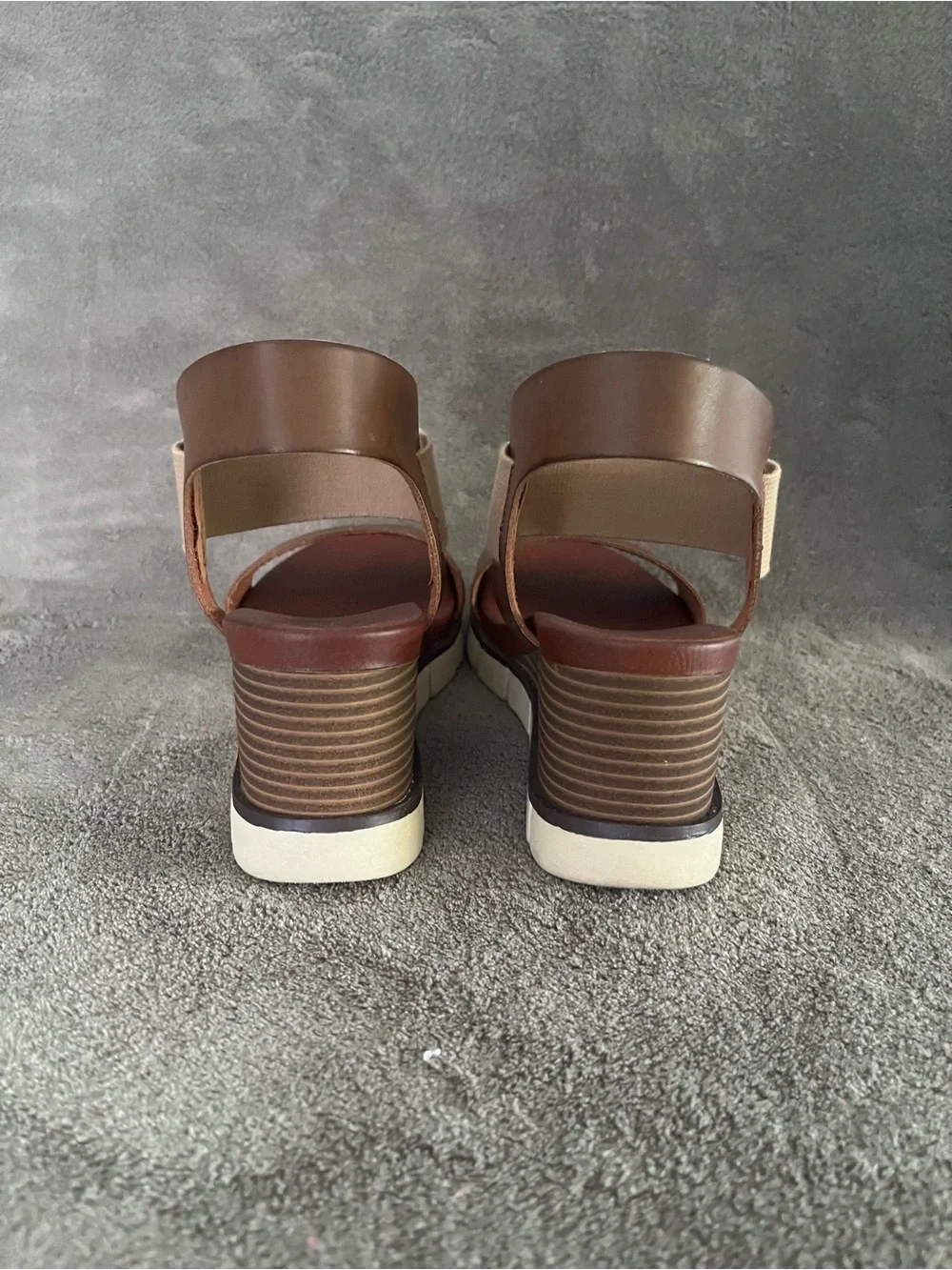 MIA comfortable platform